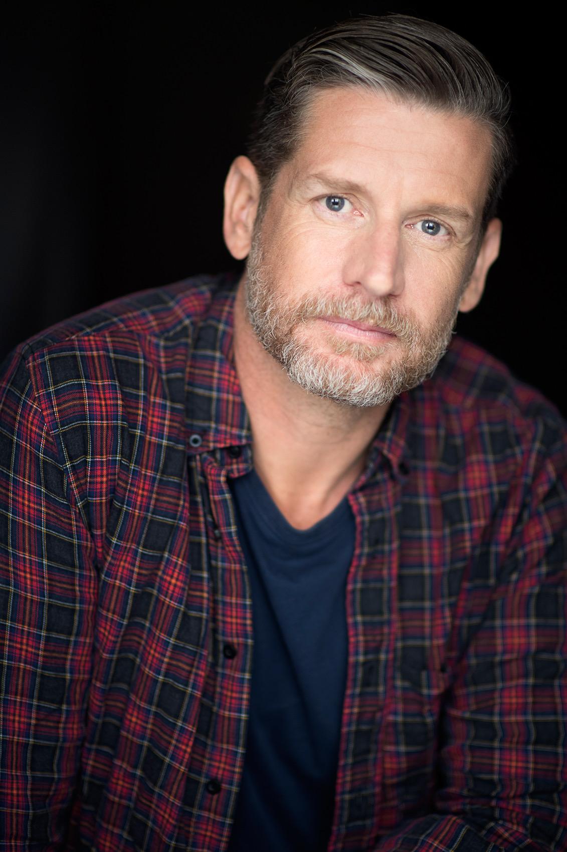 actor Morgan Smallbone large photo