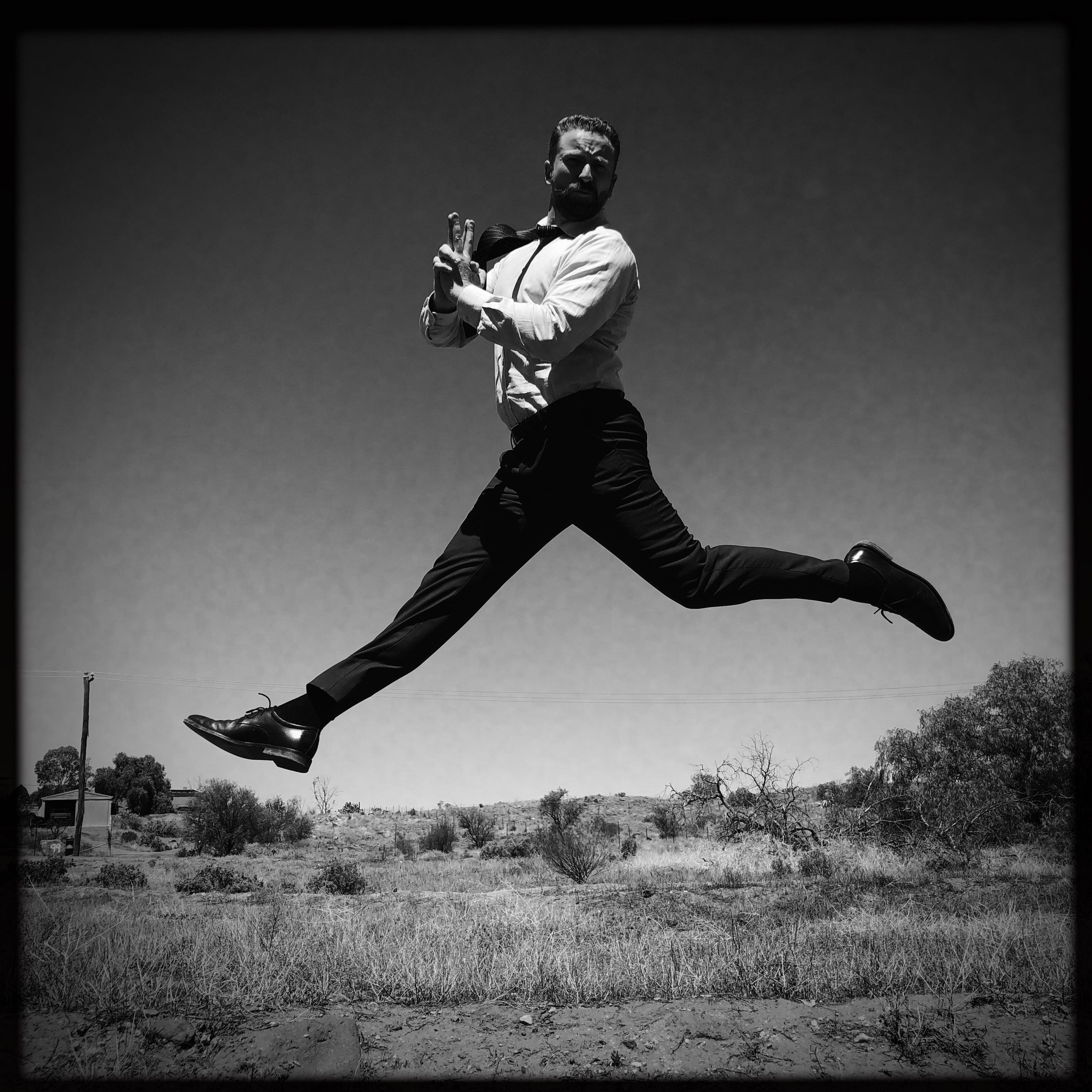 actor Kevin MacIsaac large photo