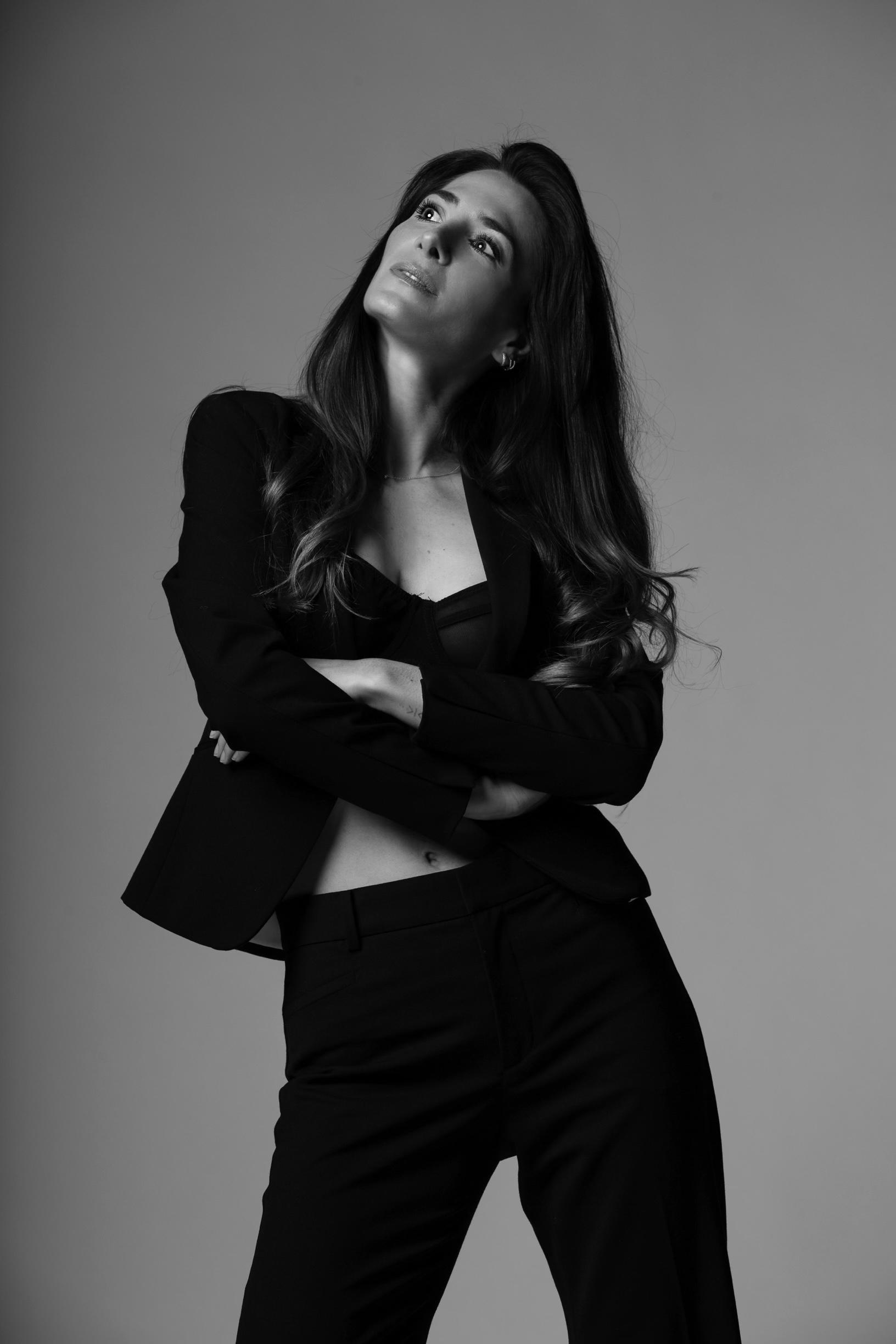 actor Rachael Holoway large photo