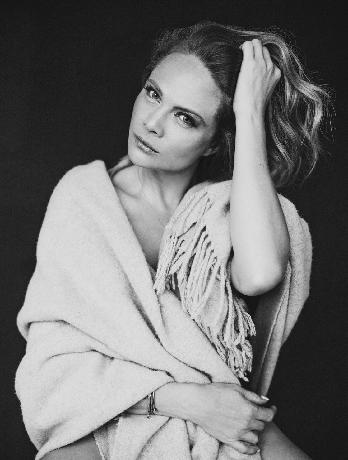 actor Valentina Bove large photo