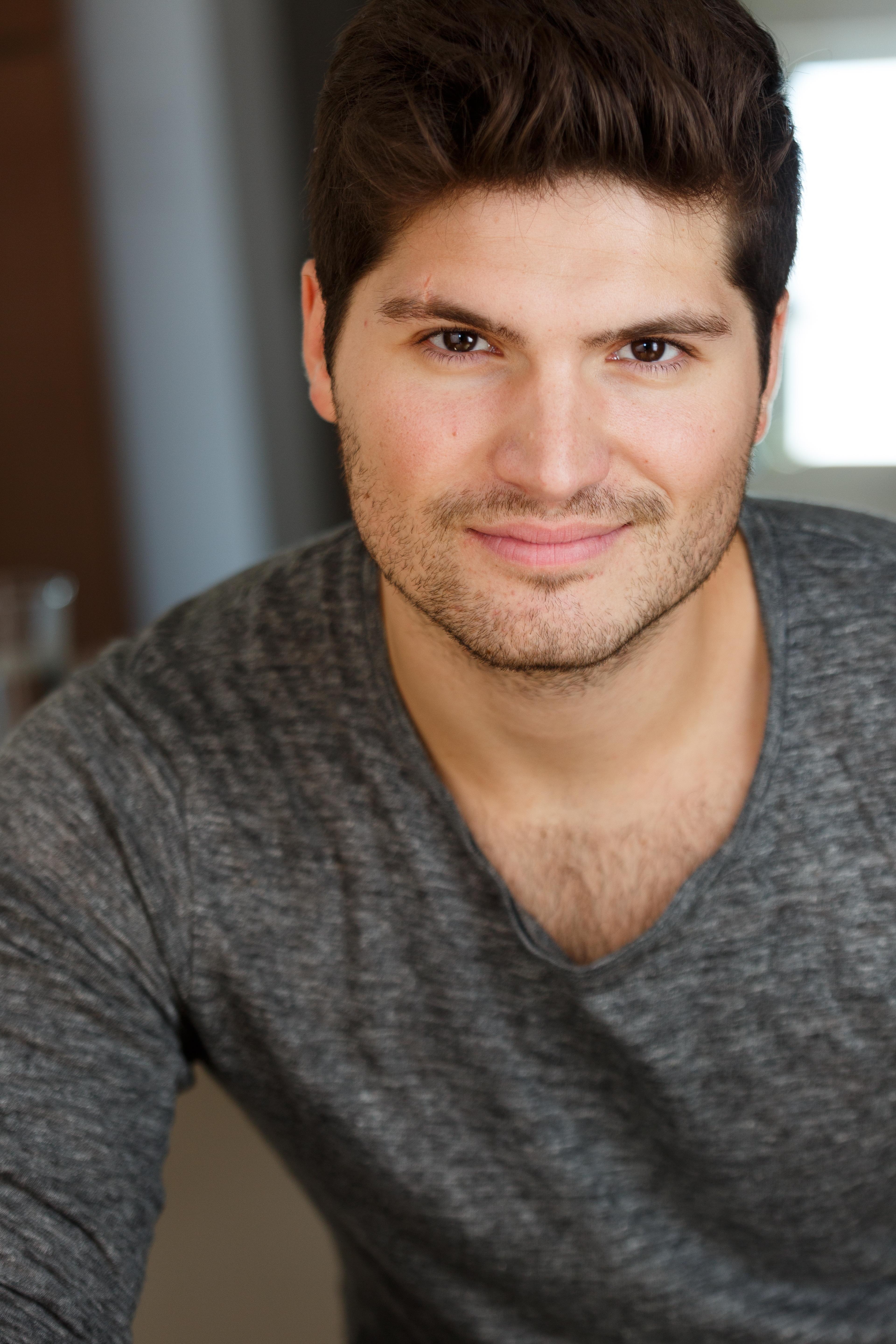 actor Thomas Vieljeux large photo