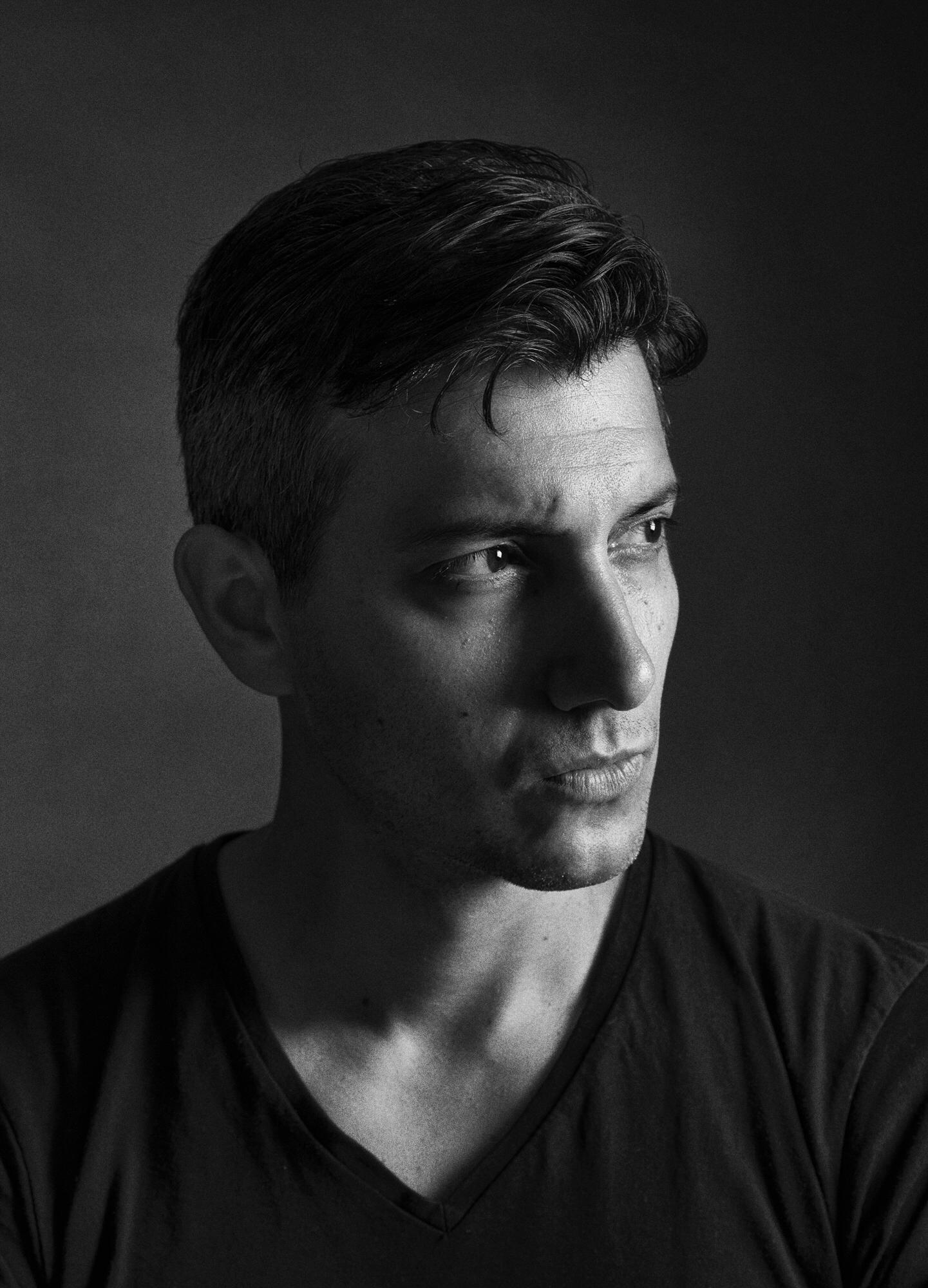 actor Jay Rincon large photo