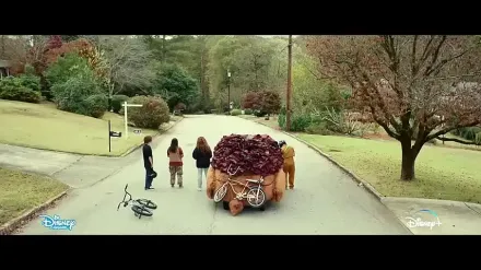 Trailer thumbnail