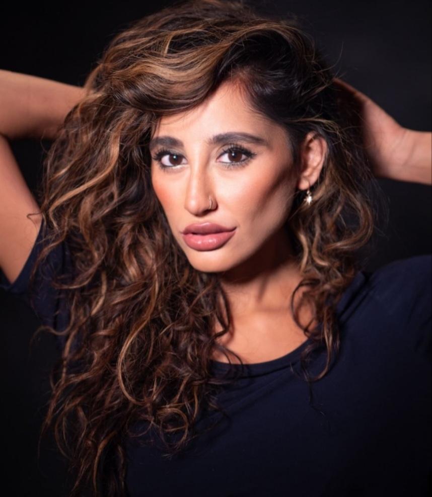 actor Maham Abid large photo