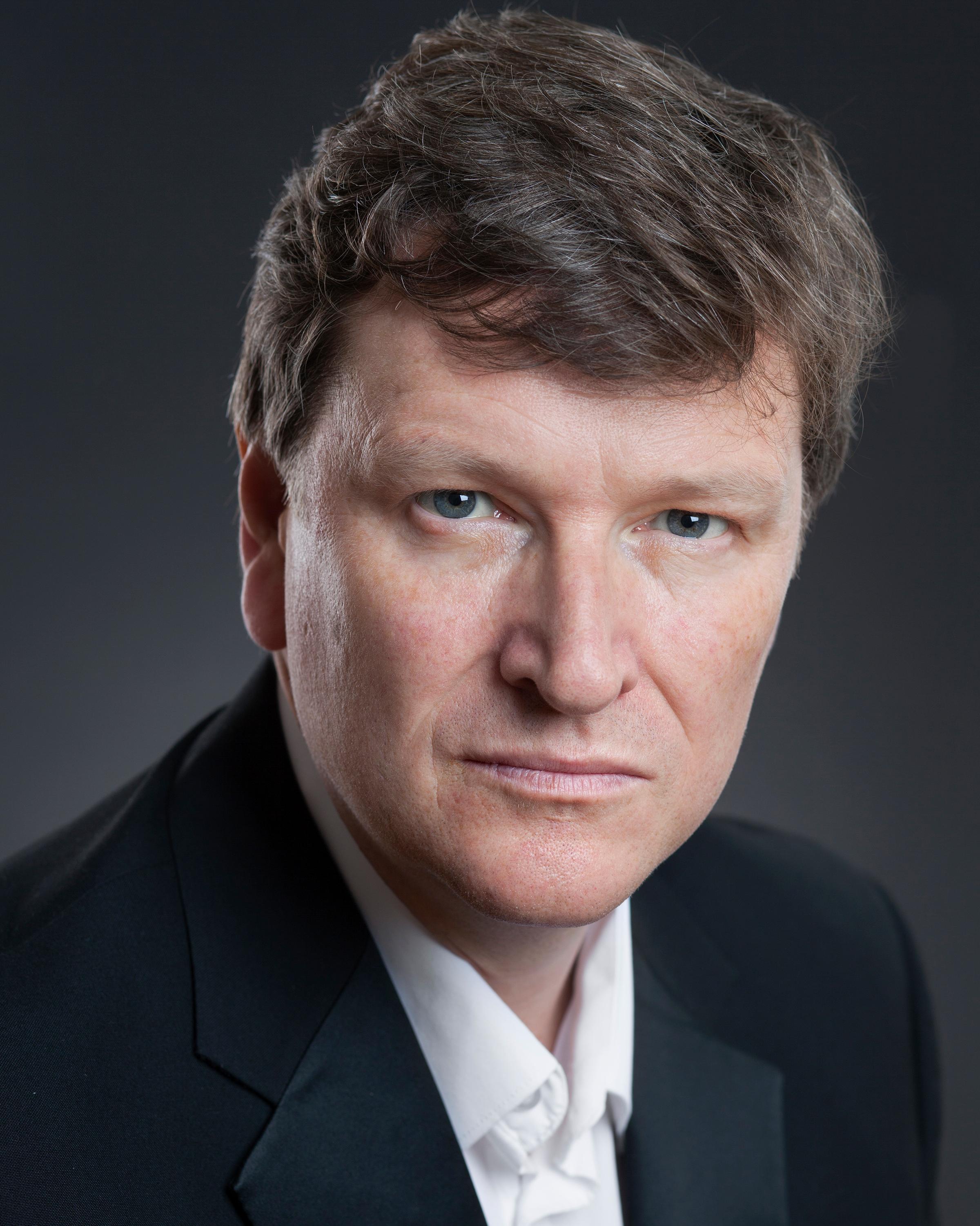 actor Jonathan Keeble large photo