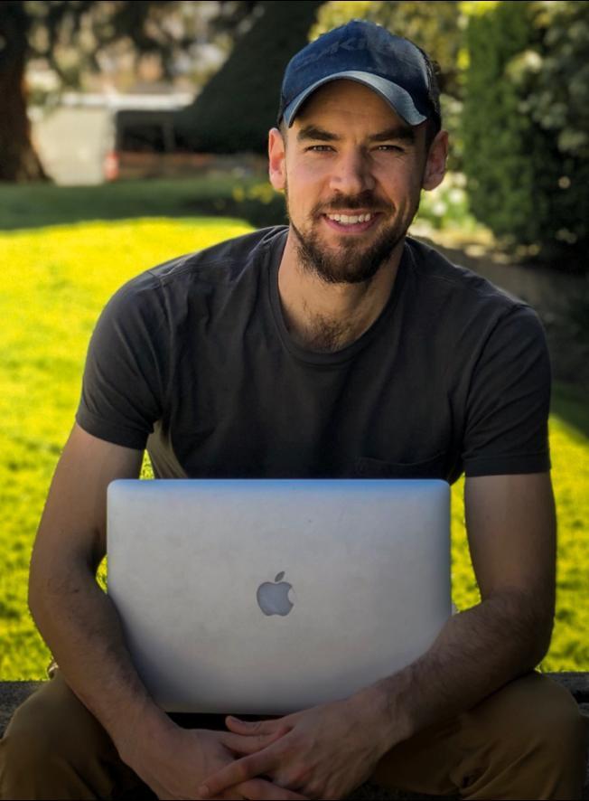 actor Joe Hardesty large photo