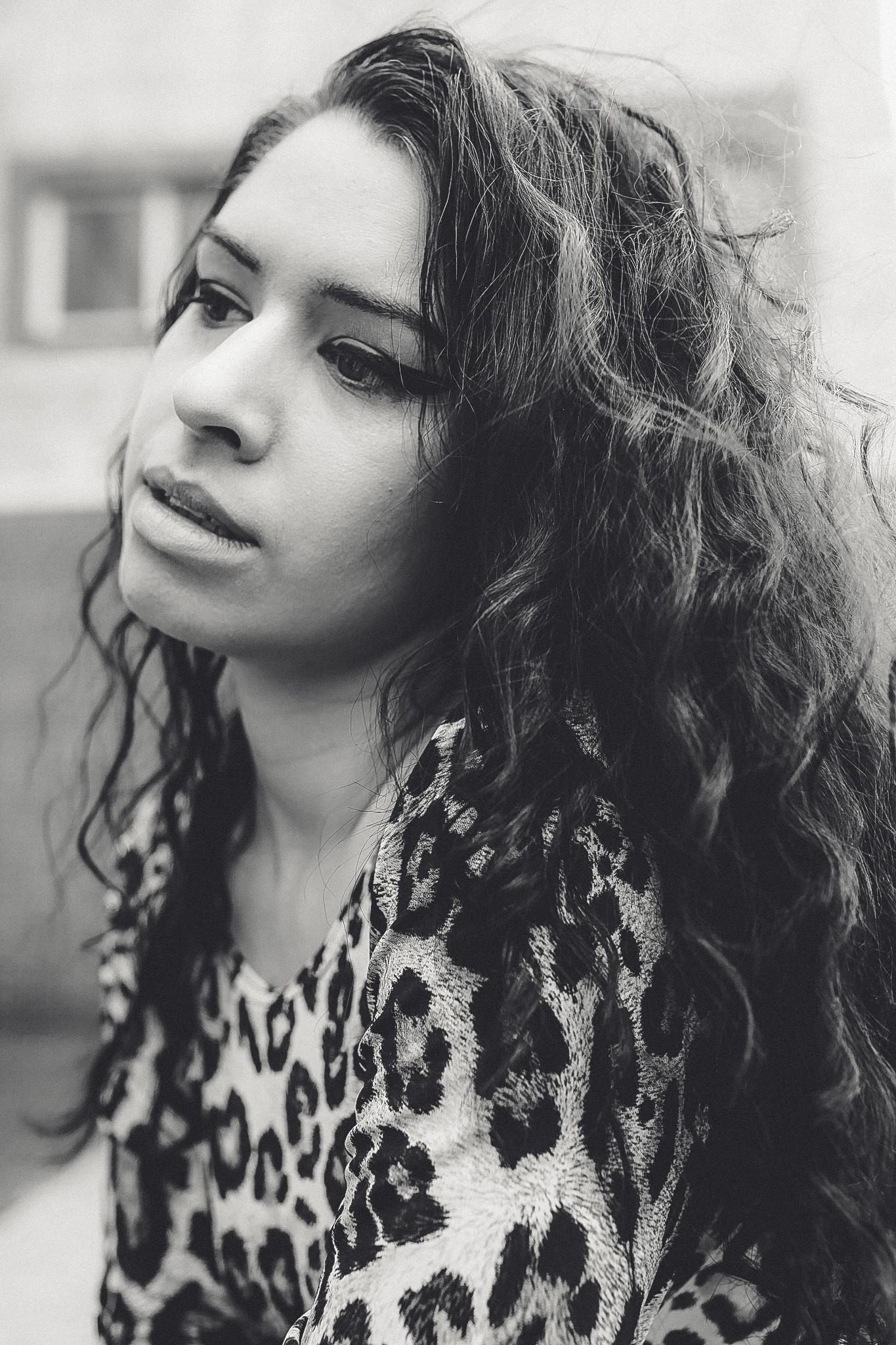 actor Rebecca Phillipson large photo