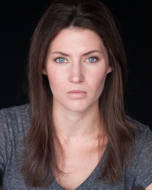 actor Chelsey Fuller large photo