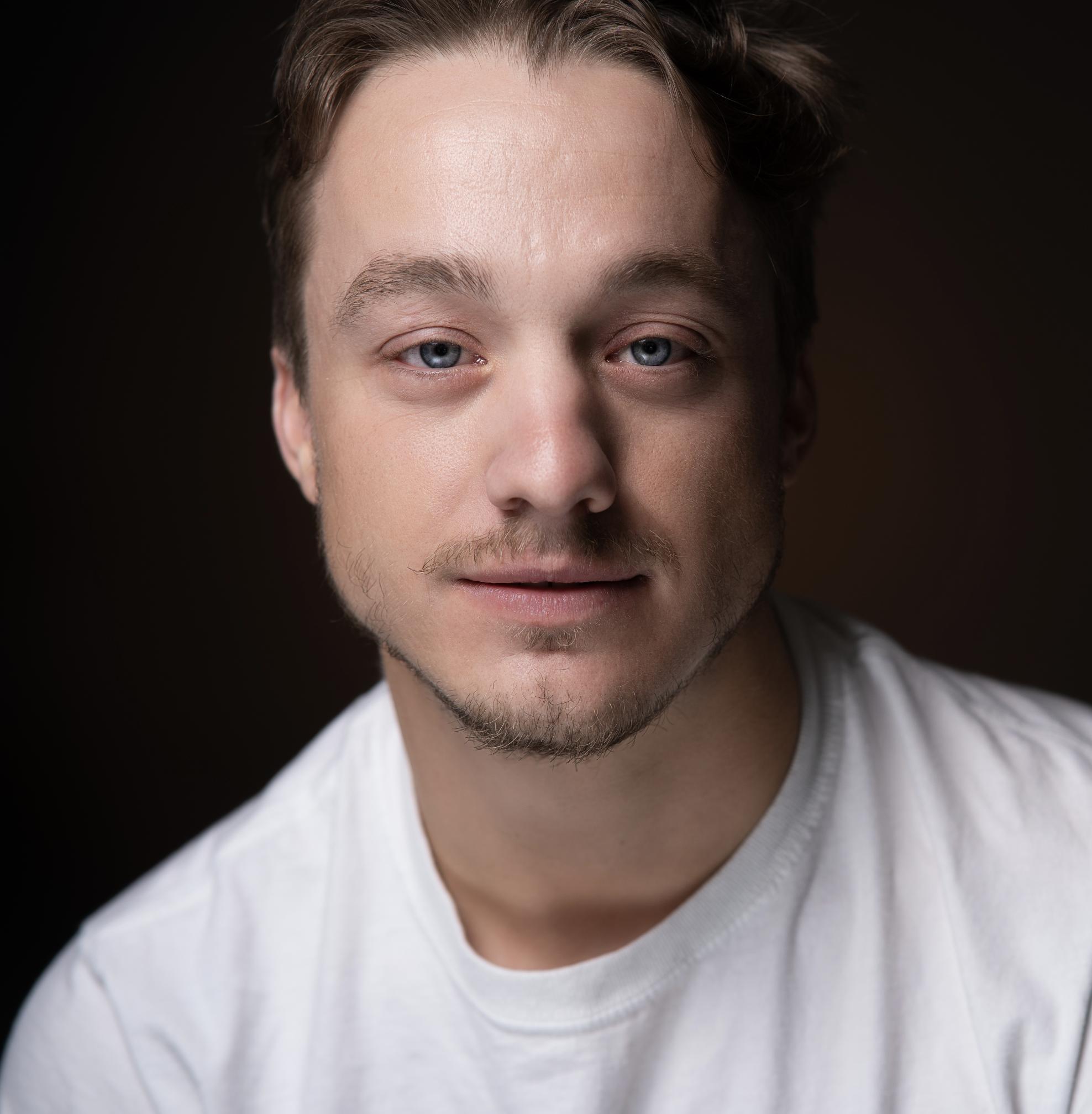 actor Tyler Weisenauer large photo