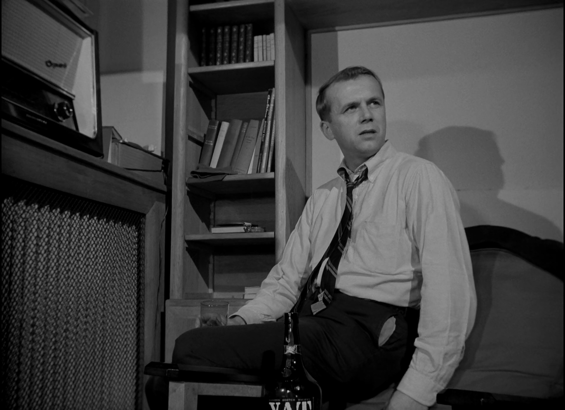 actor Daniel Crohem large photo