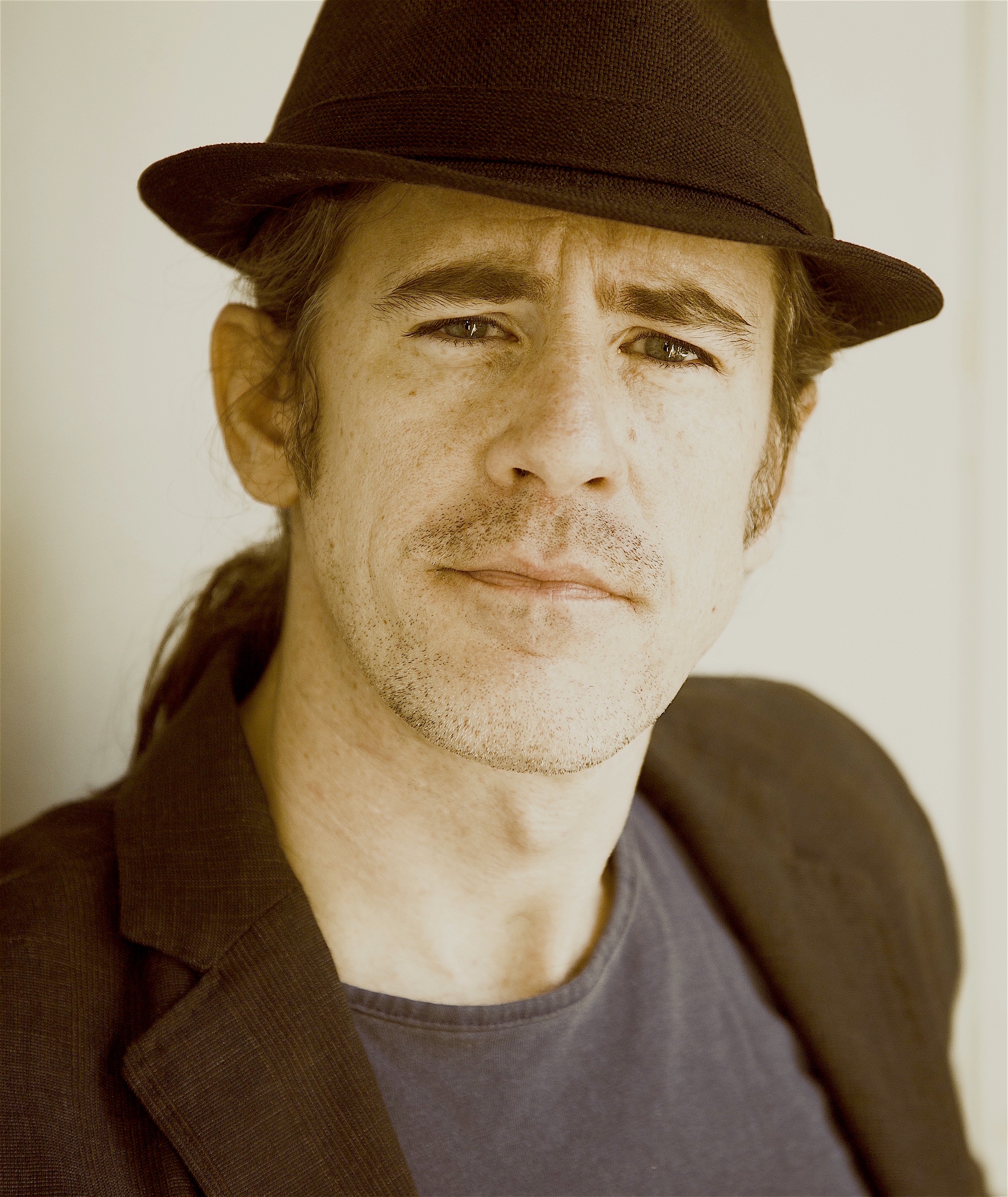 actor Joe Lewis large photo