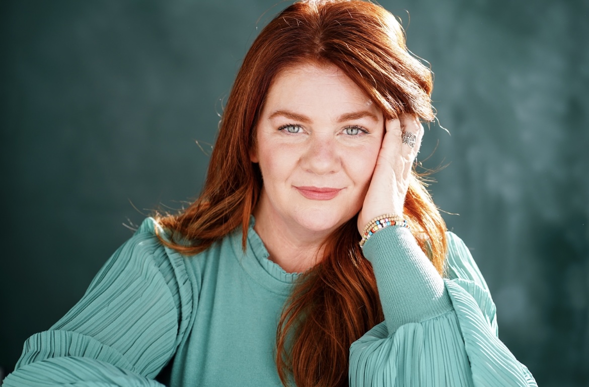 actor Heather Magee large photo