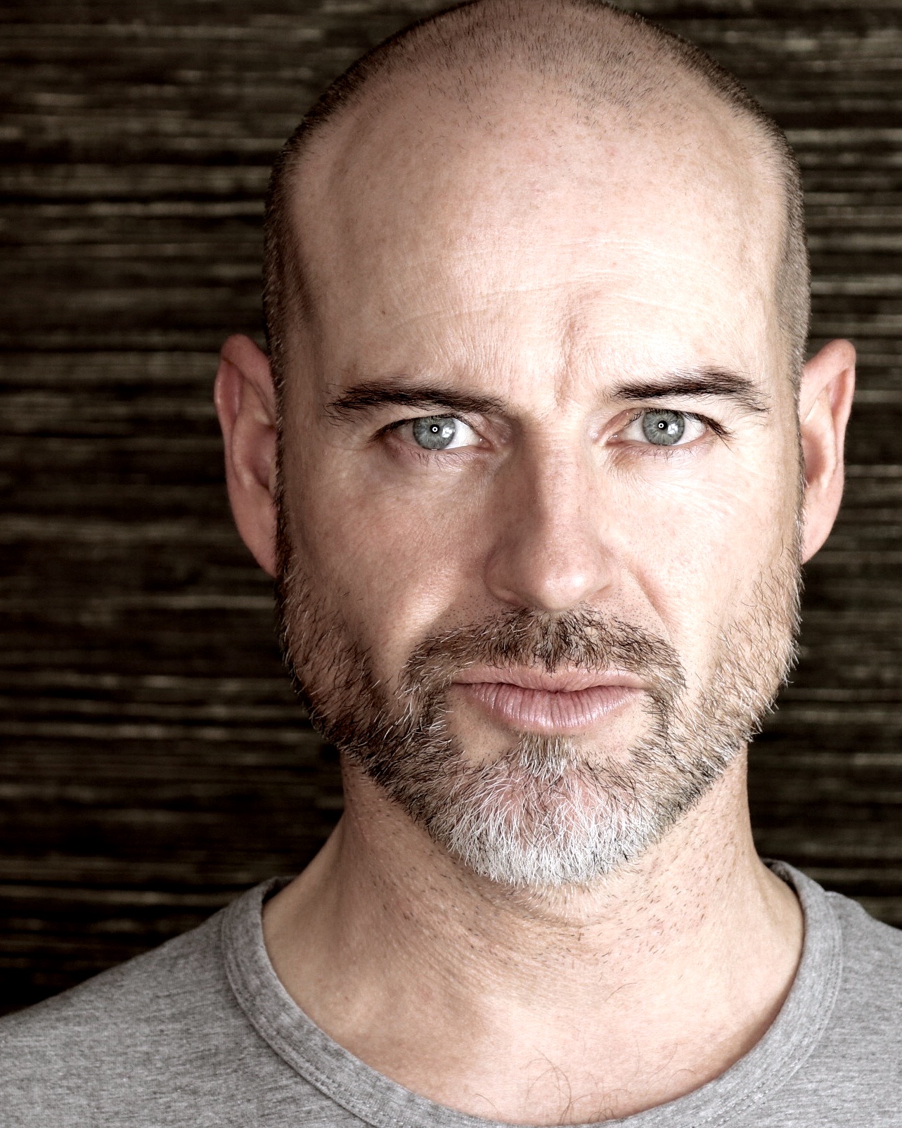 actor Robert Beck large photo