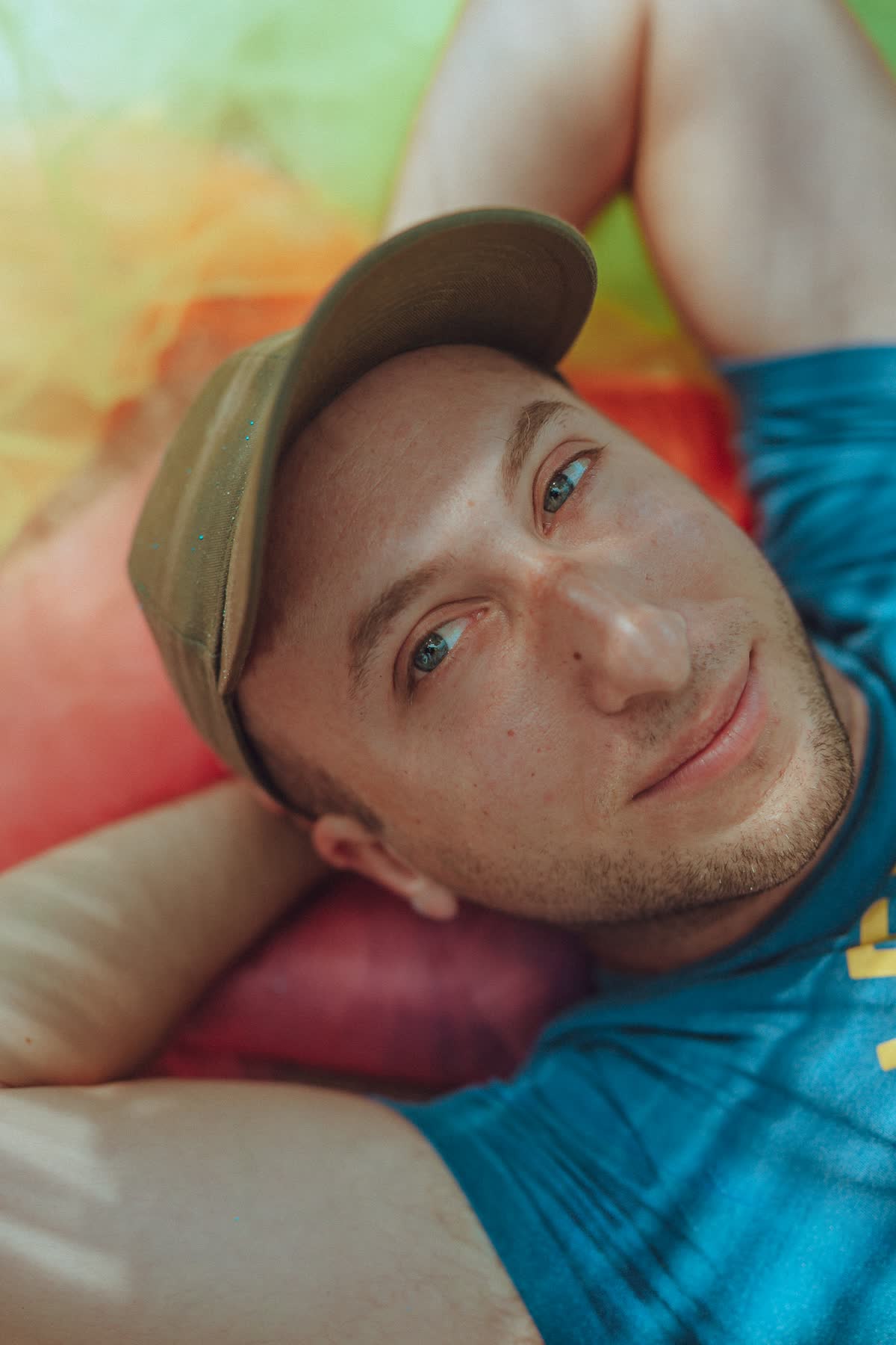 actor Michael Henry large photo