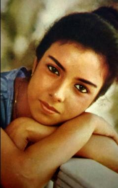 actor Natasha Sinha large photo