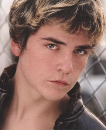 actor Brandon Kelly large photo