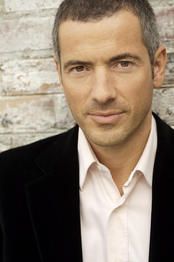 actor Bruno Putzulu large photo