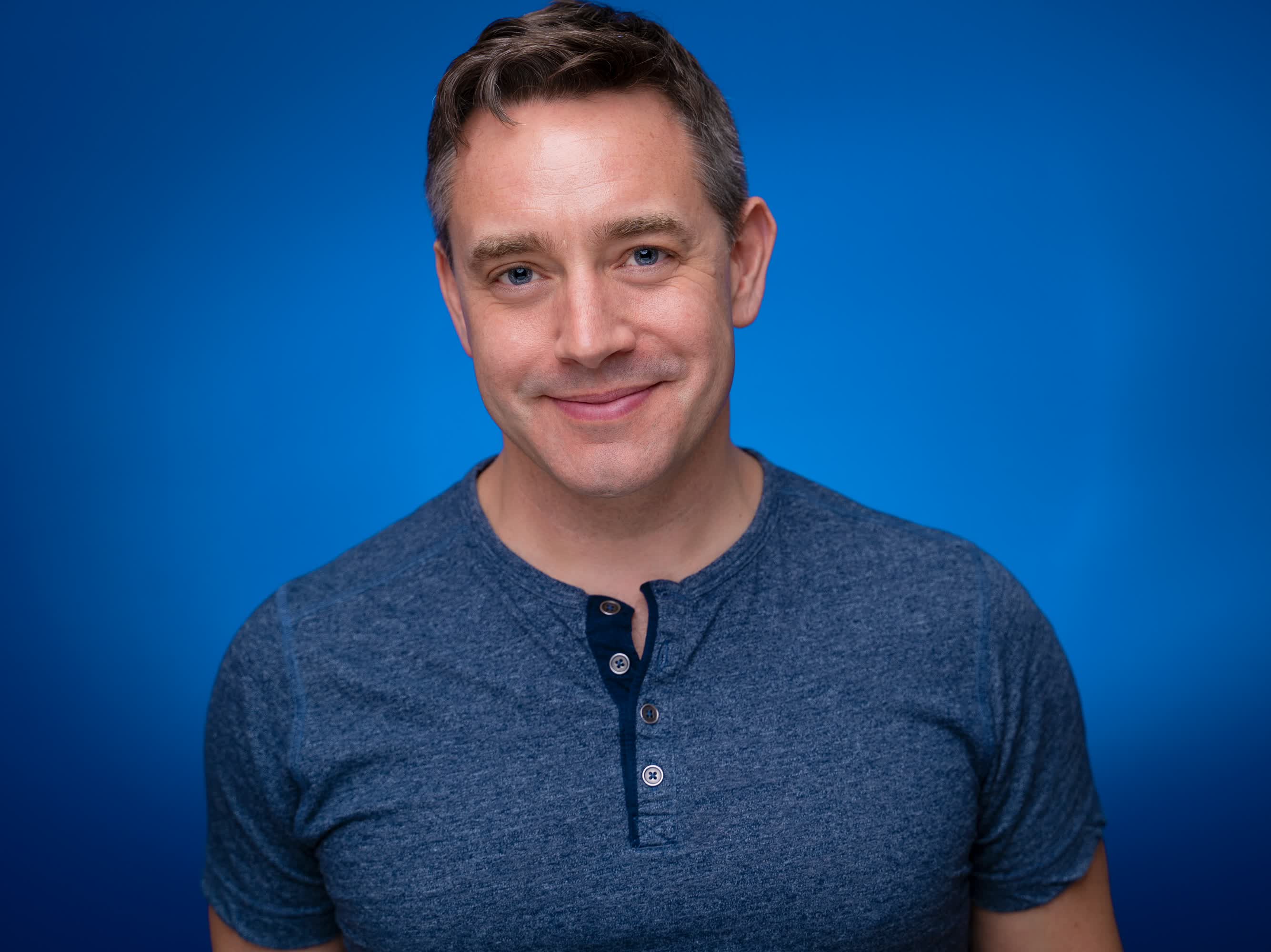 actor Simon Henderson large photo