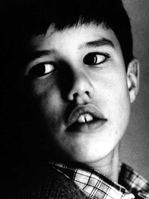 actor Andoni Erburu large photo