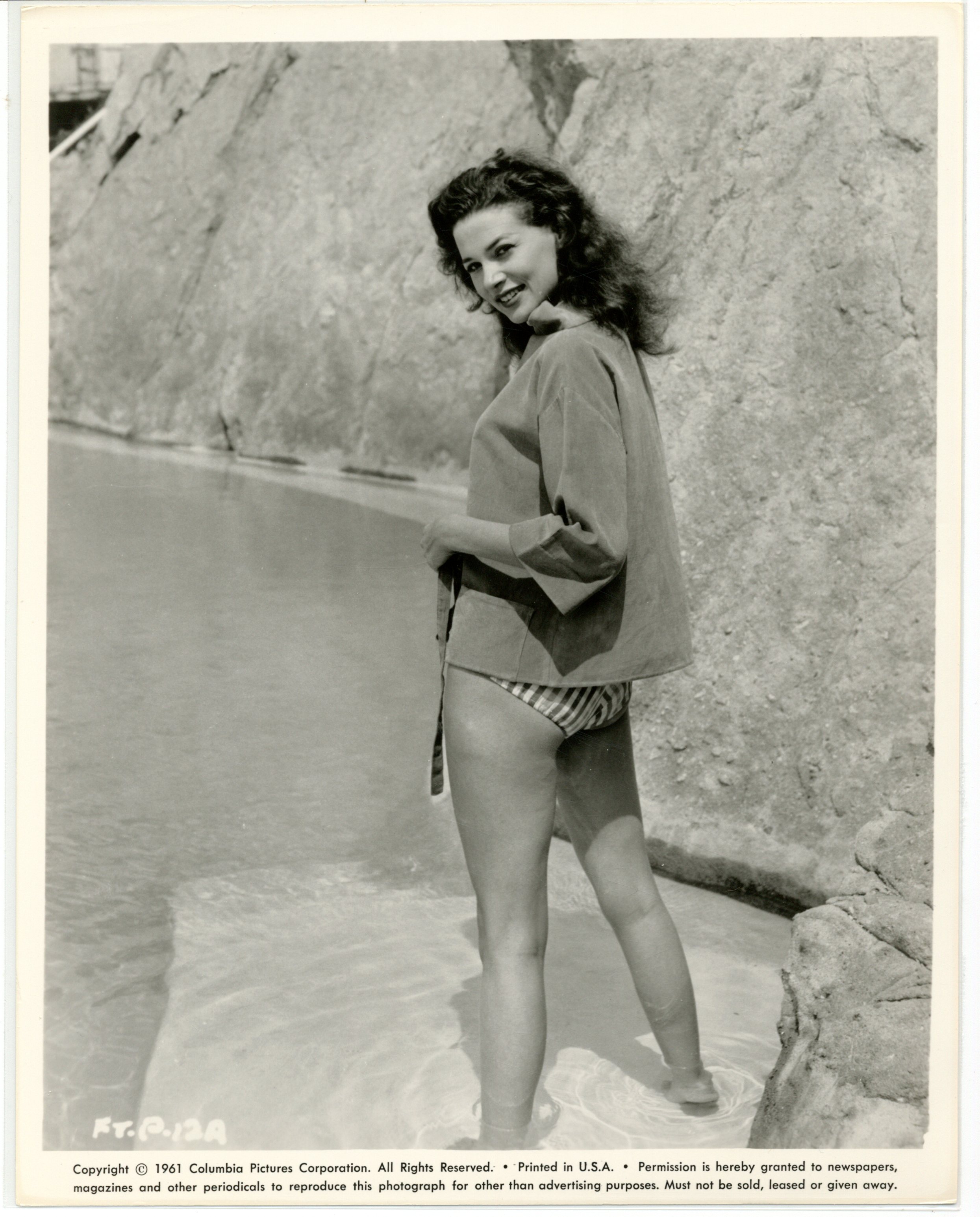 actor Katya Douglas large photo