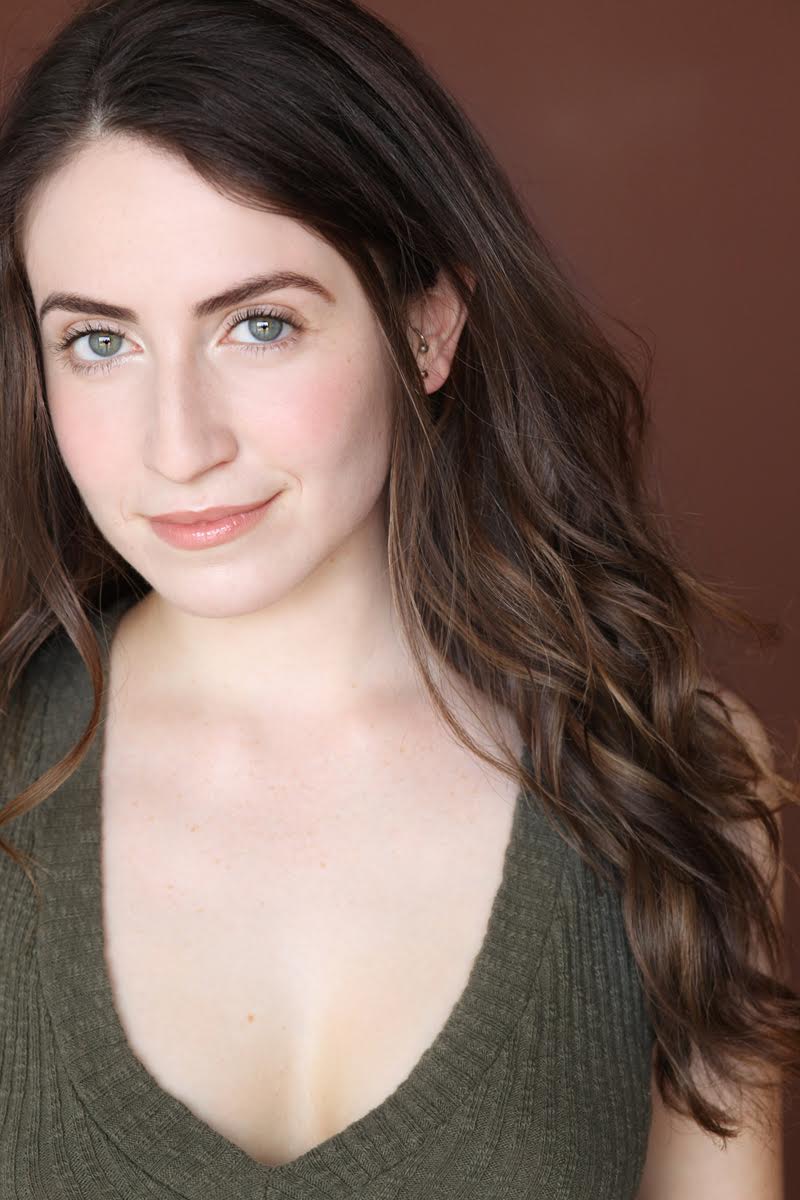 actor Mariah Bess large photo