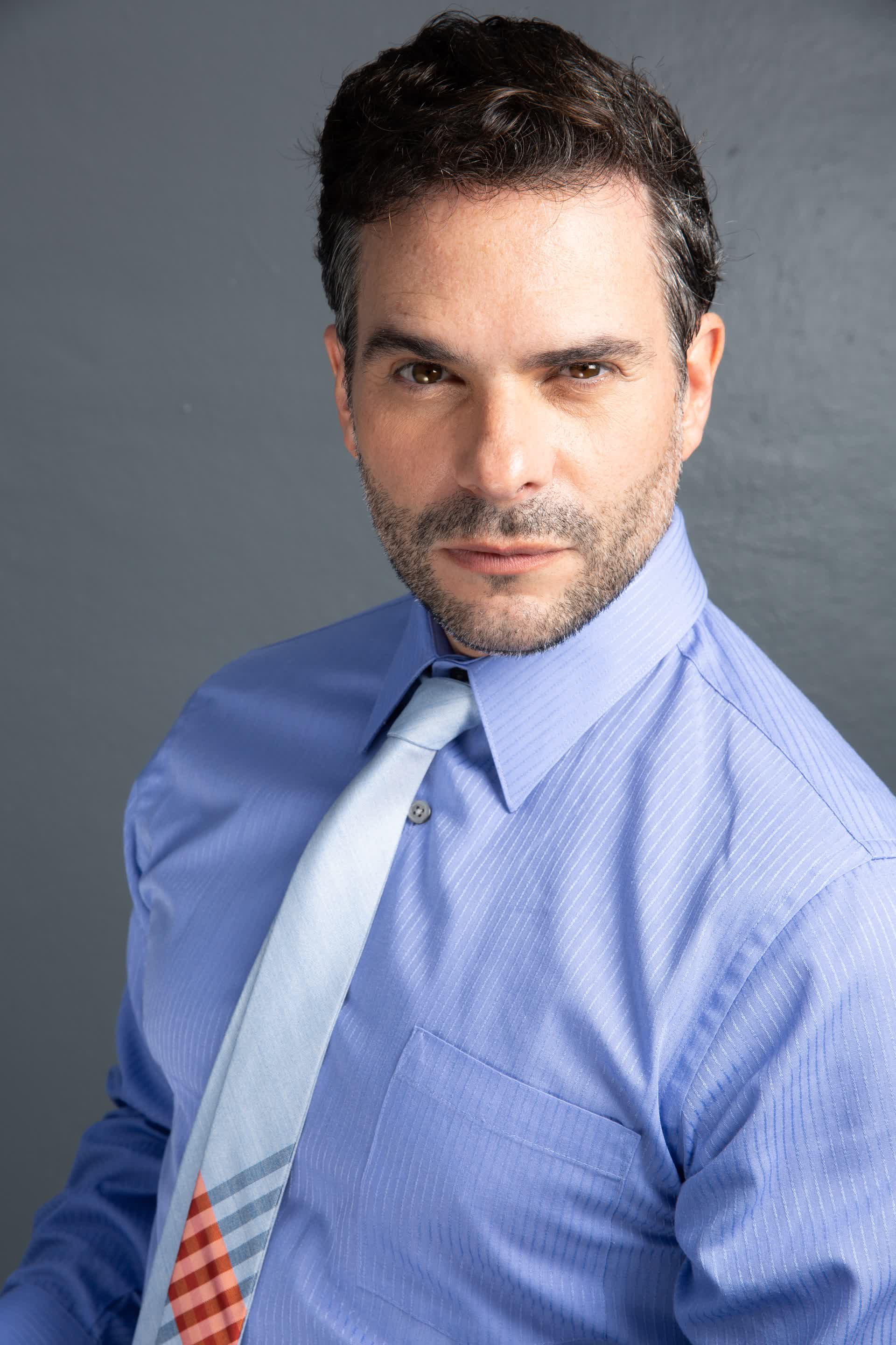 actor Rodrigo Aragón large photo