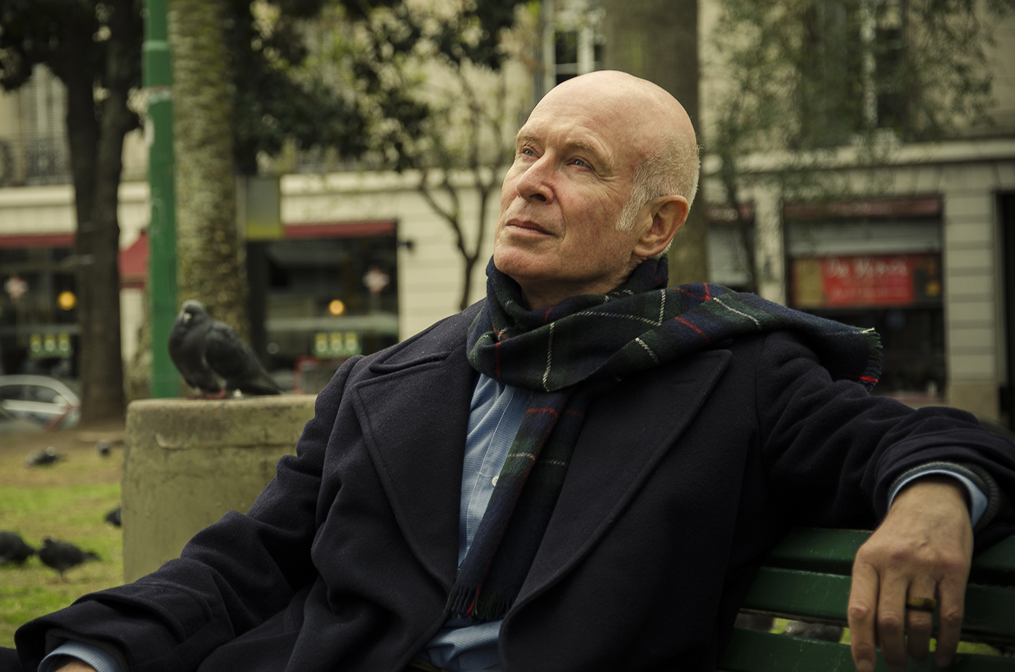 actor Gustav Vintas large photo