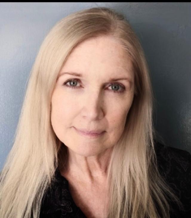 Ellyn Dawn Humphreys