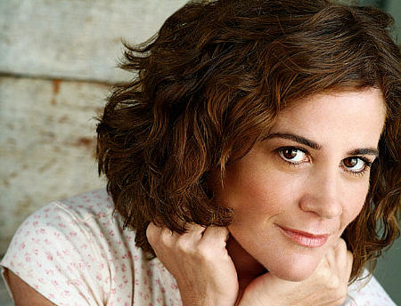 actor Suzanne O'Donnell large photo