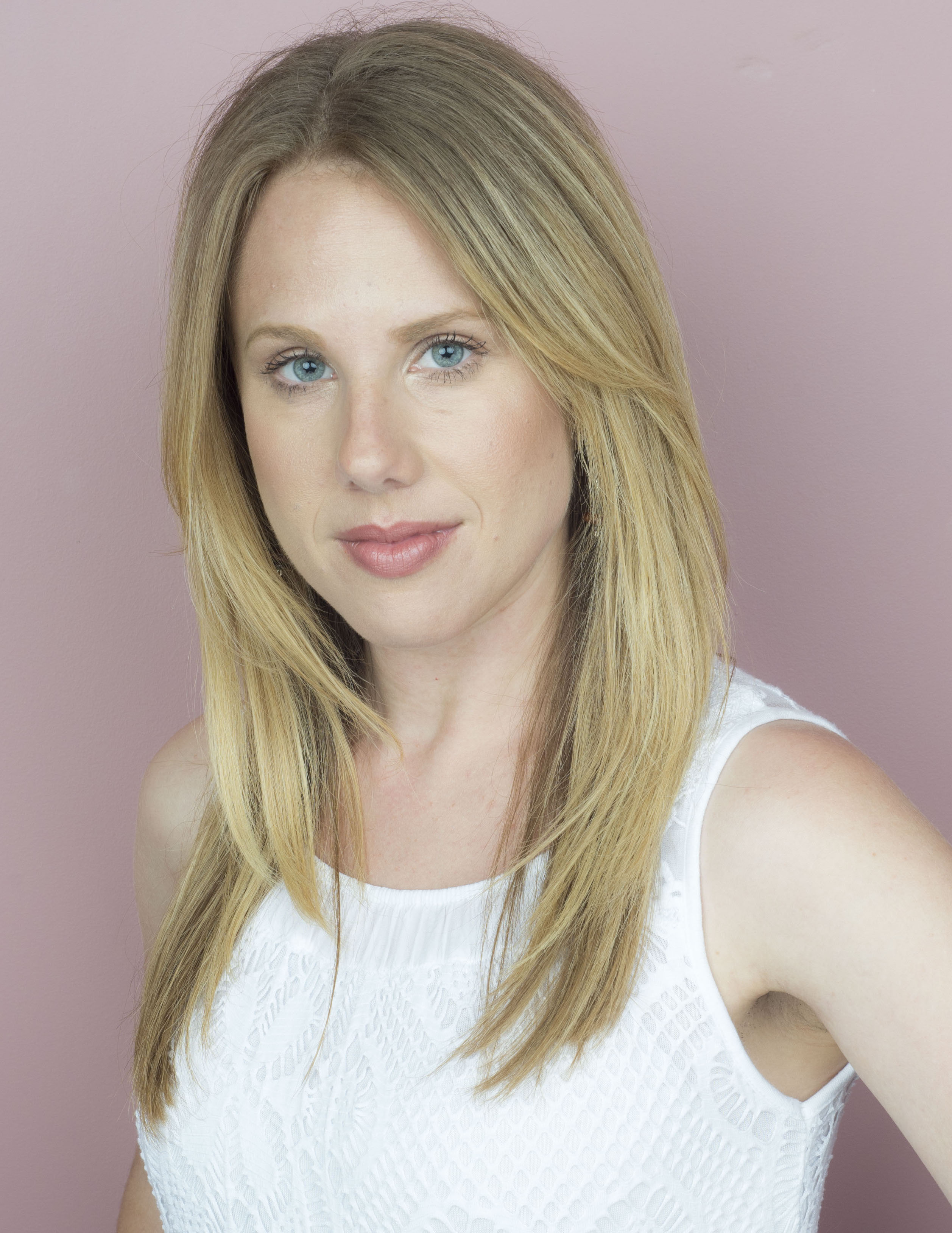 actor Amy Couldwell large photo