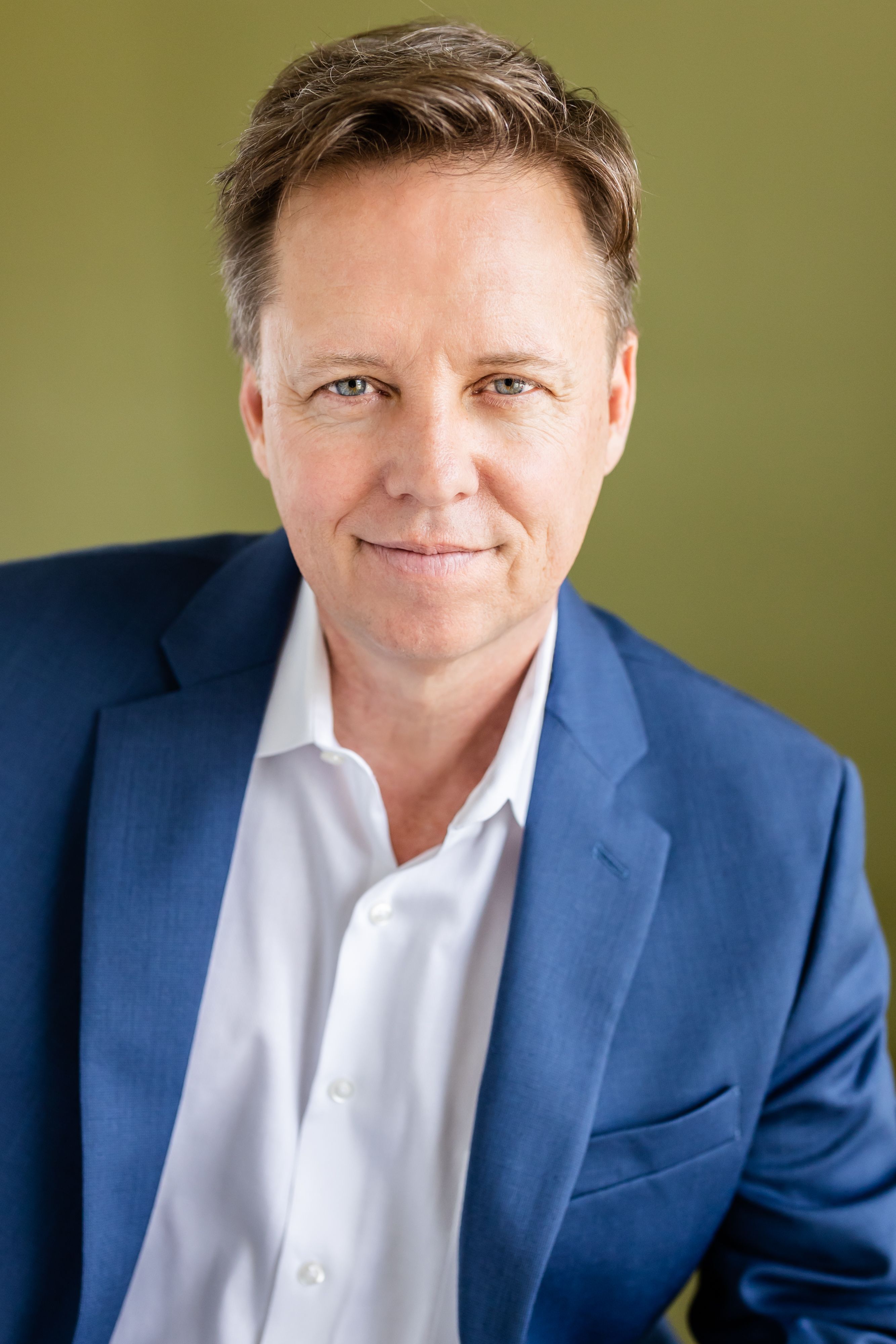 actor Johnny Moran large photo