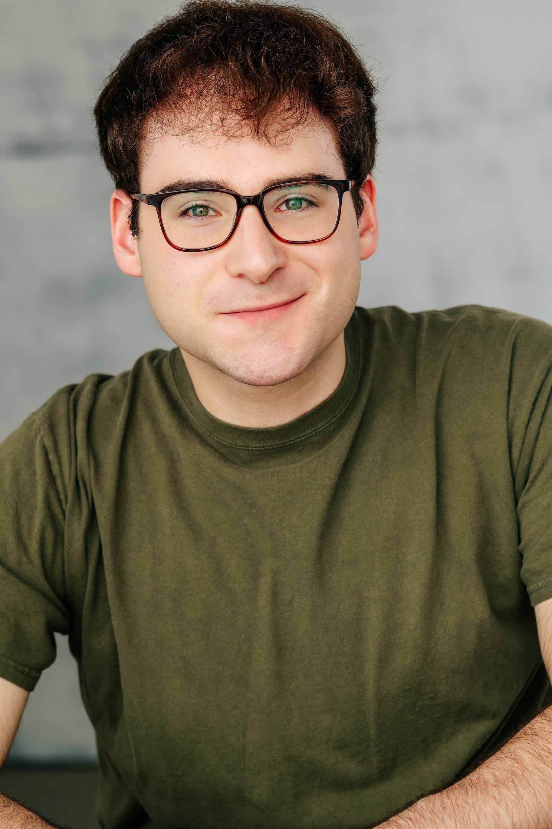 actor Matthew Gold large photo