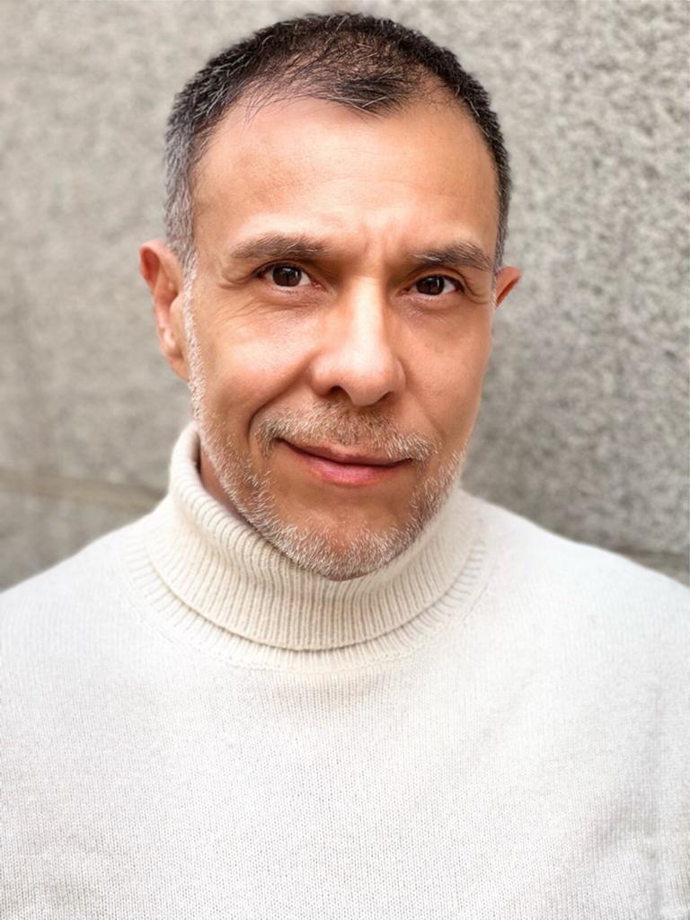 actor Oliverio Gareli large photo