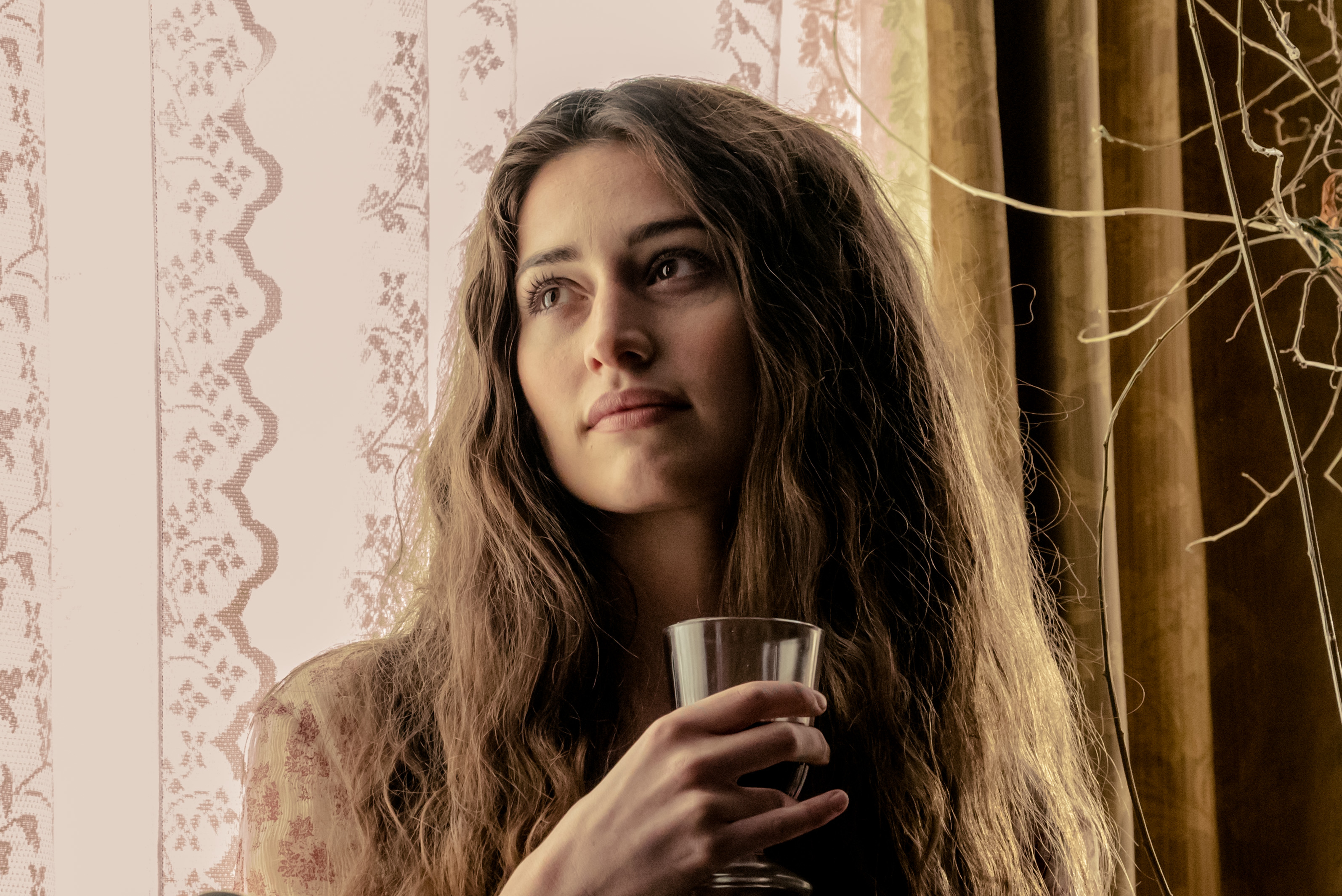 actor Deleila Piasko large photo