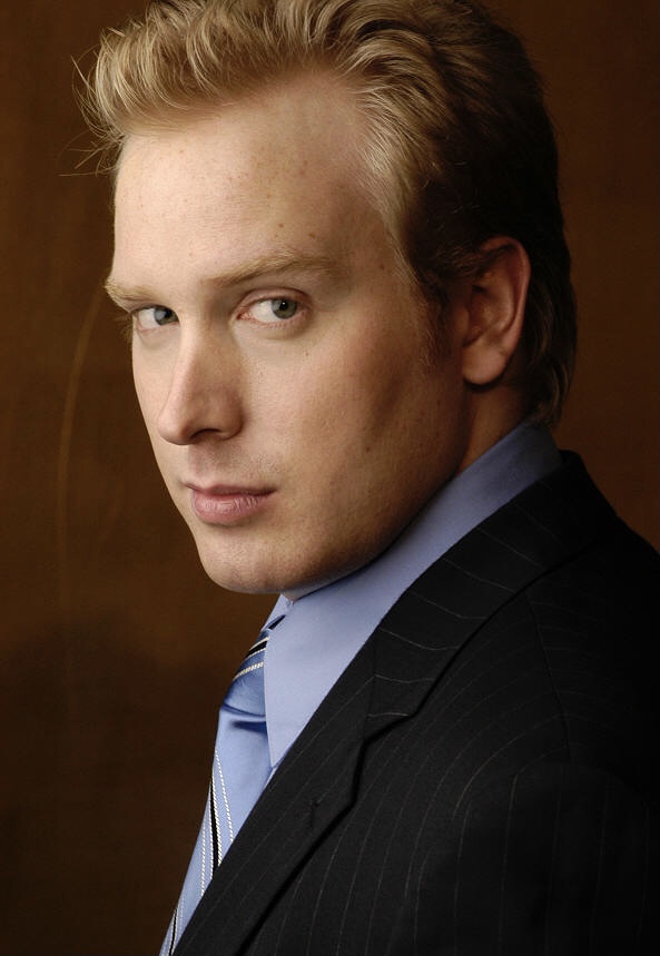 actor James Piper large photo