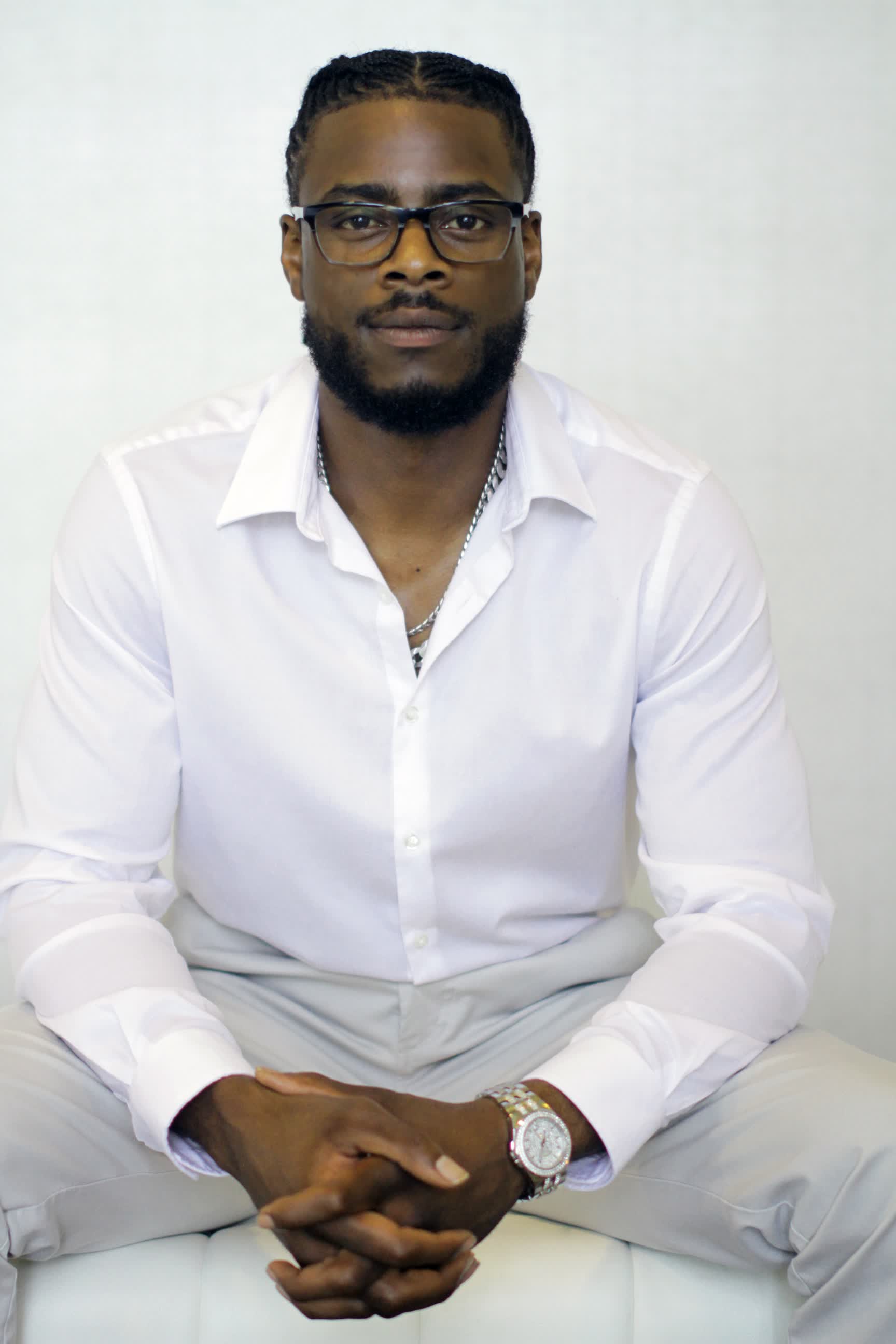 actor Tyler Miller large photo