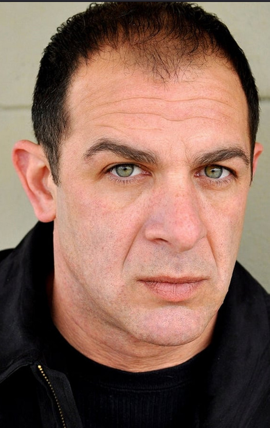 actor Paul Diomede large photo