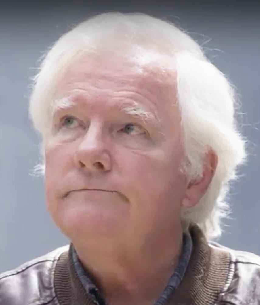 actor Mark Sawicki large photo