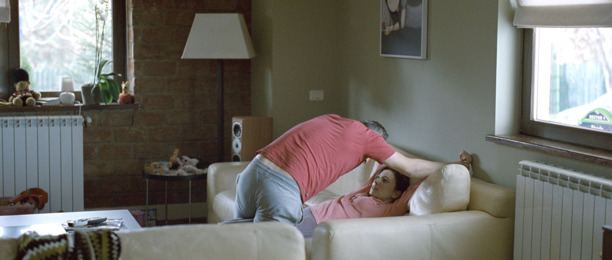 actor Mirela Oprisor large photo