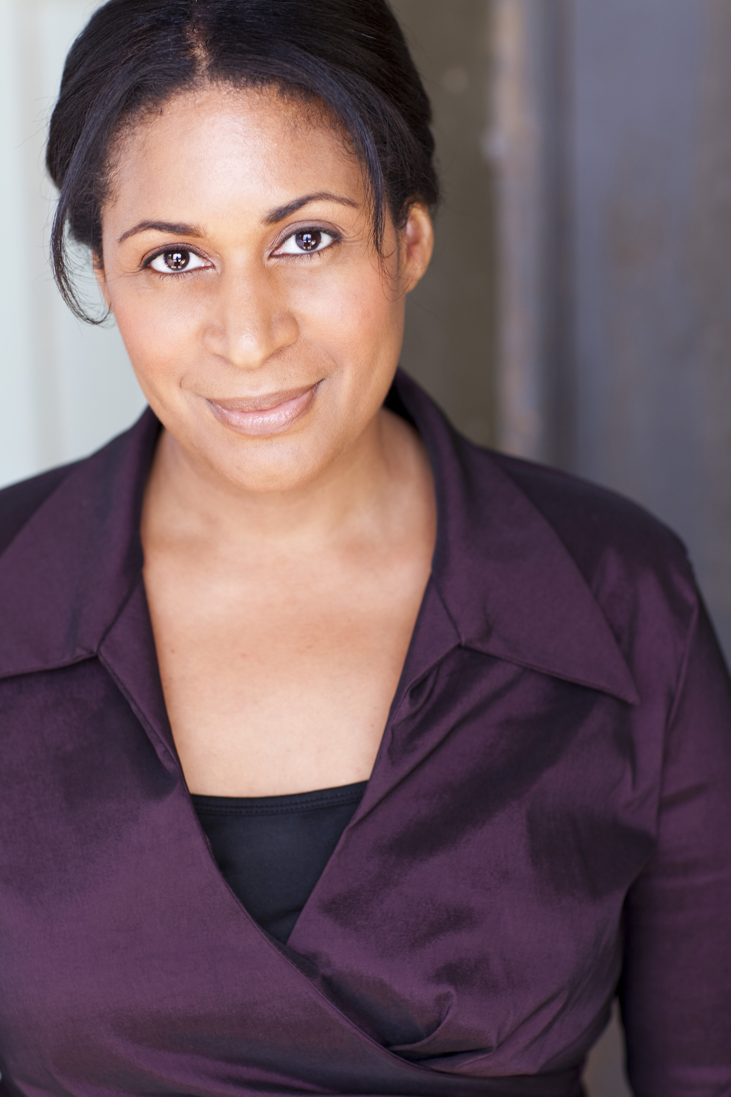 actor Ora Jones large photo