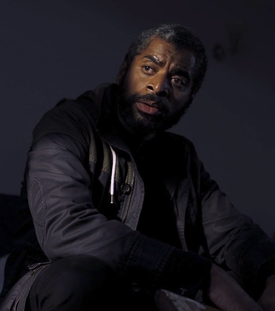 actor Karl Collins large photo