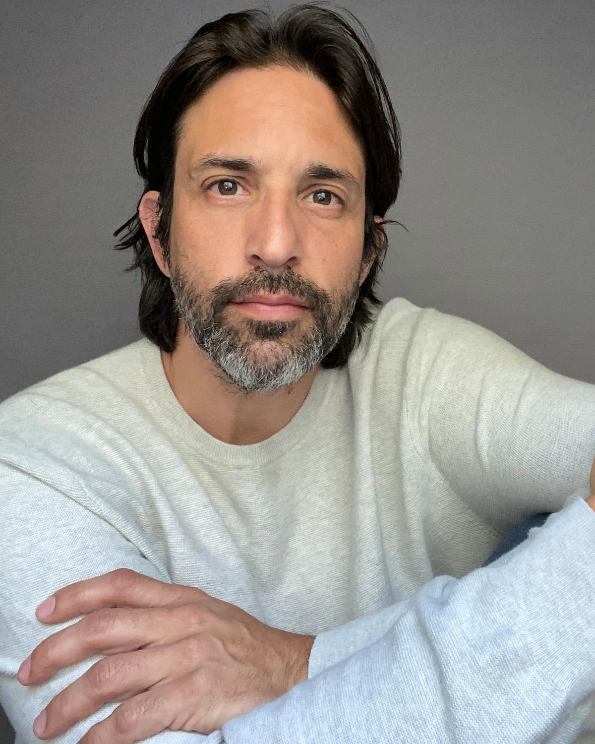 actor Eric Casalini large photo