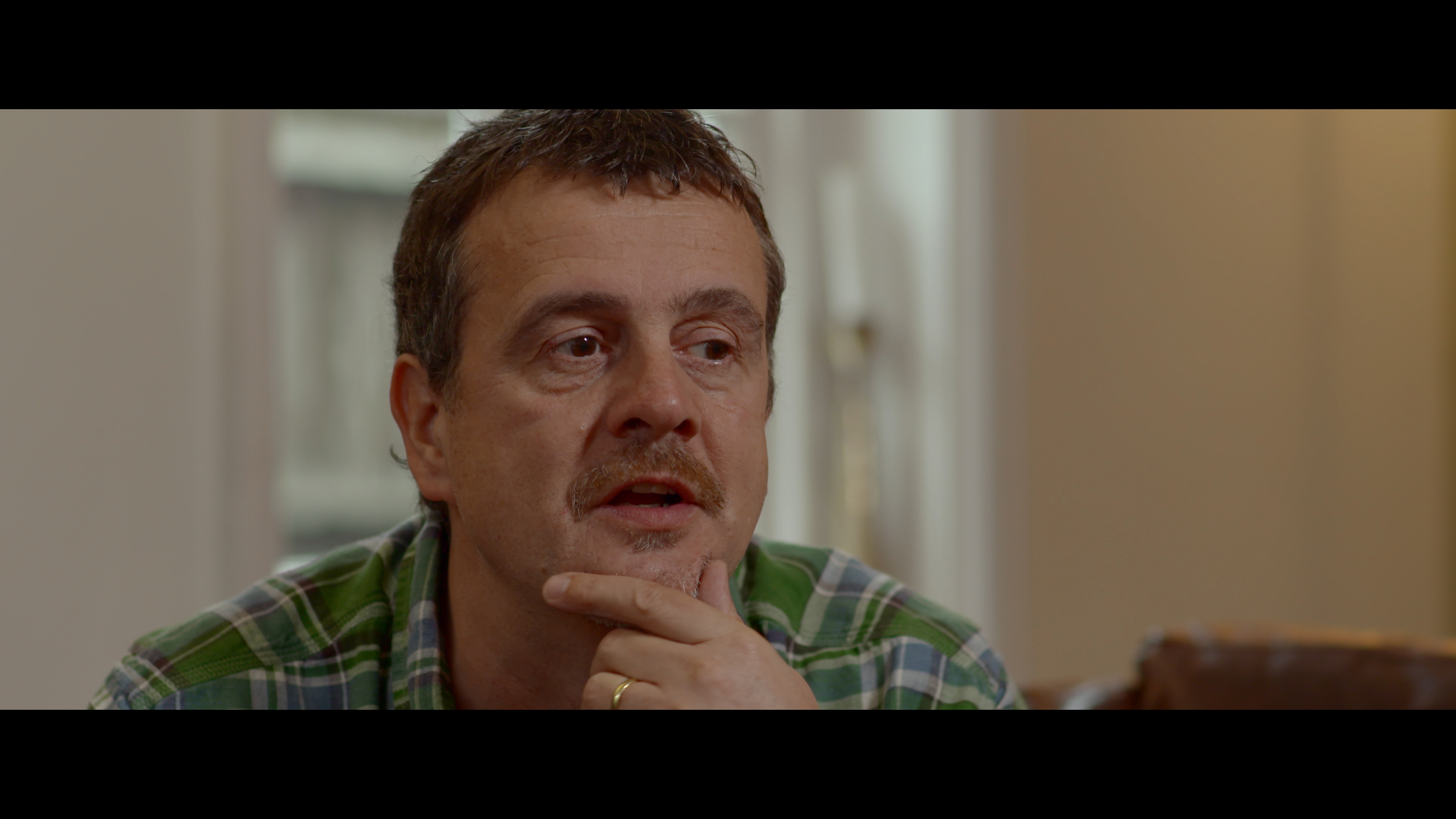 actor Mark Billingham large photo