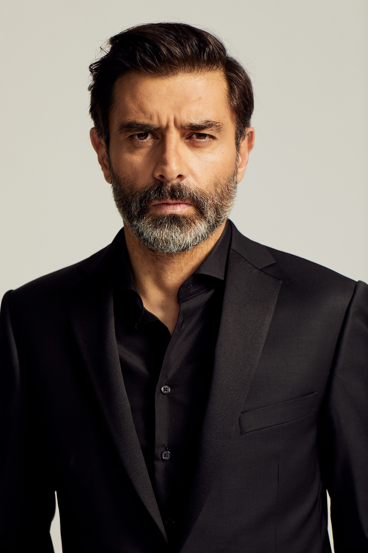 actor Cansel Elcin large photo