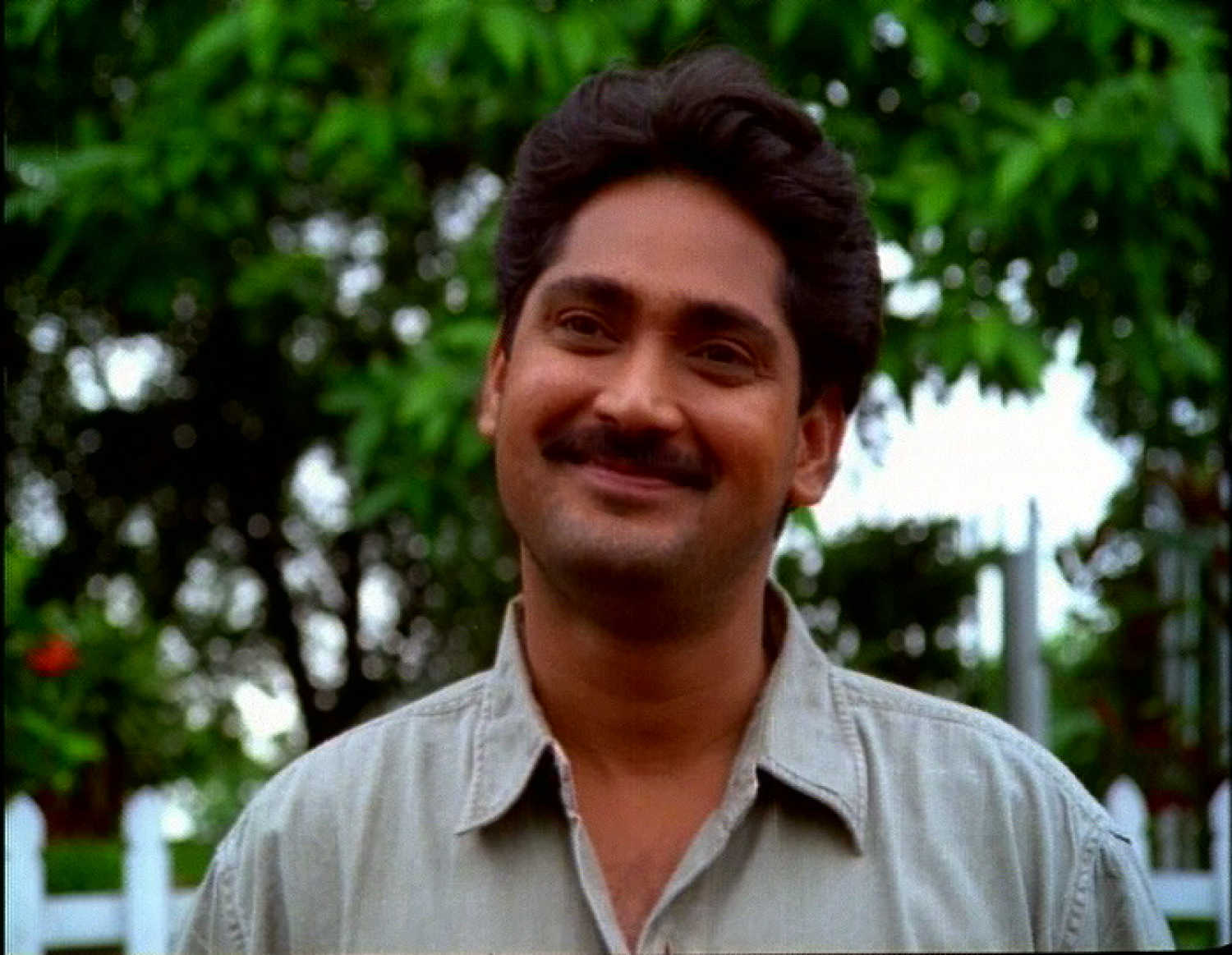 actor Avinash Narkar large photo