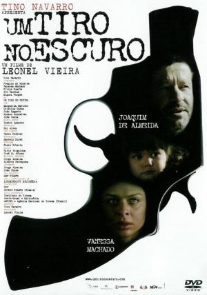 Um Tiro no Escuro [Portuguese]