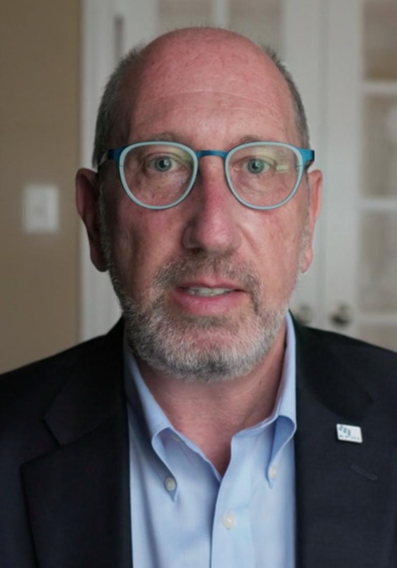 actor Scott Becker large photo