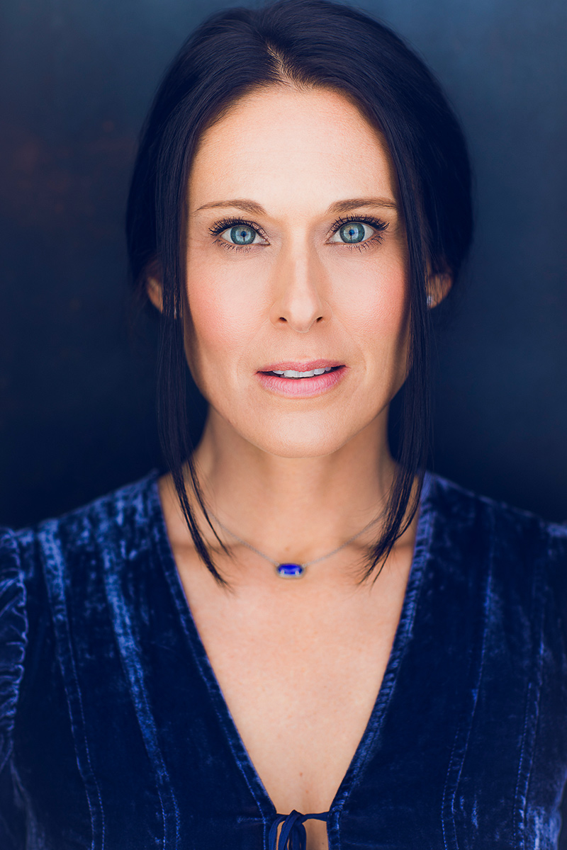 actor Caroline Avery Granger large photo