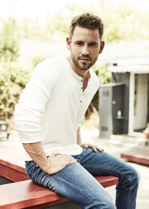 actor Nick Viall large photo
