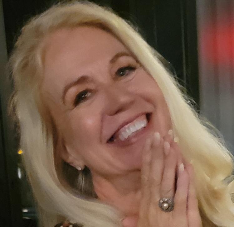 actor Cindy Manion large photo